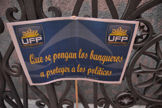 Cartel.