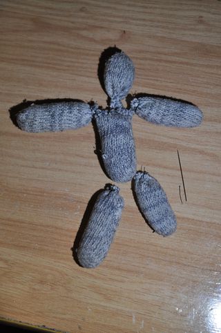 Piezas del cuerpo de la muñeca.