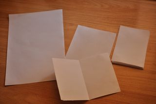 Hojitas de papel.