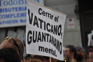 Cartel anticatólico.
