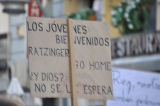 Cartel anticatólico.