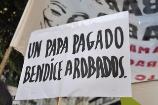 Cartel anticatólico.